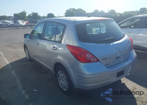 2011 Nissan Versa 1.8S z USA, uszkodzony, nr VIN 3N1BC1CP6BL386236